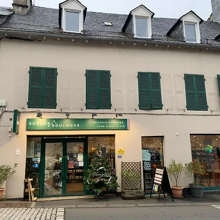 Appart hôtel Chez Burons&bouchons, Le Refuge Gourmand Et Authentique